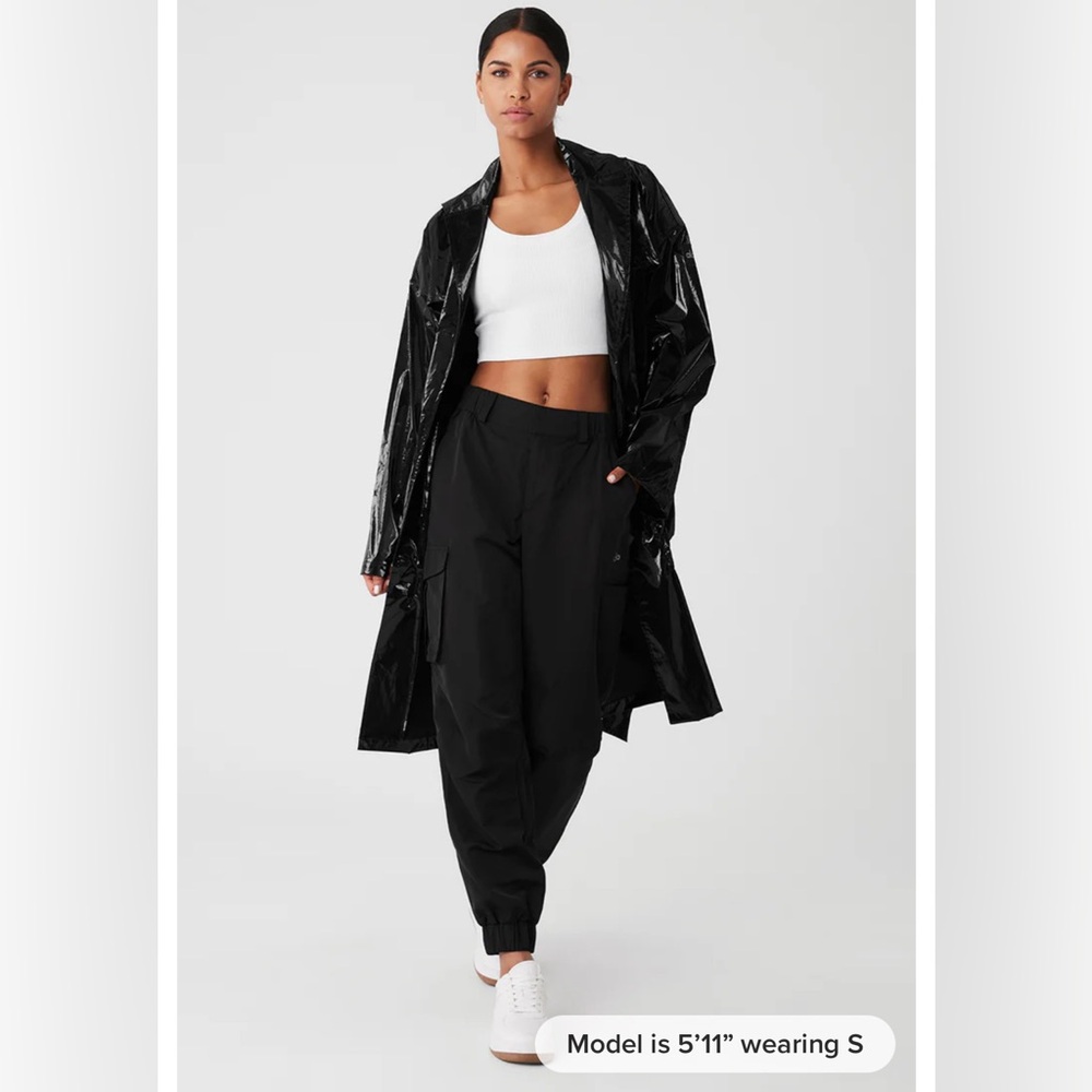 Alo Metallic Break Line Trench in Black